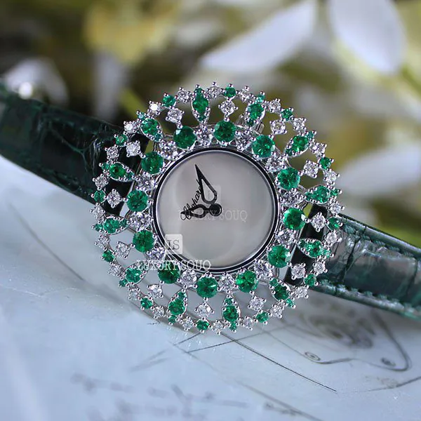 Chopard-La-Huere-de-Diamante-Green-dia-13a036-1131.jpg Chopard L’Heure Diamant Green Emerald Diamonds Ladies’ Watch - Image 1